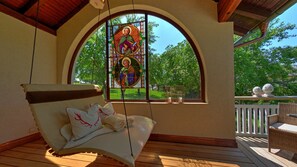 Exclusive Suite | 1 bedroom, premium bedding, down comforters, individually decorated - Boutique Hotel Post (Andechs)