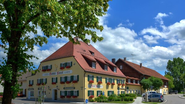 Front of property - Boutique Hotel Post (Andechs)