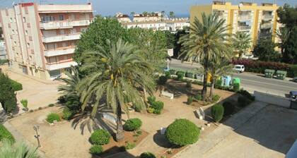 Sunny studio with sea view near Denia