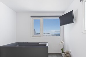 Executive Suite, Hot Tub, Sea View | View from room