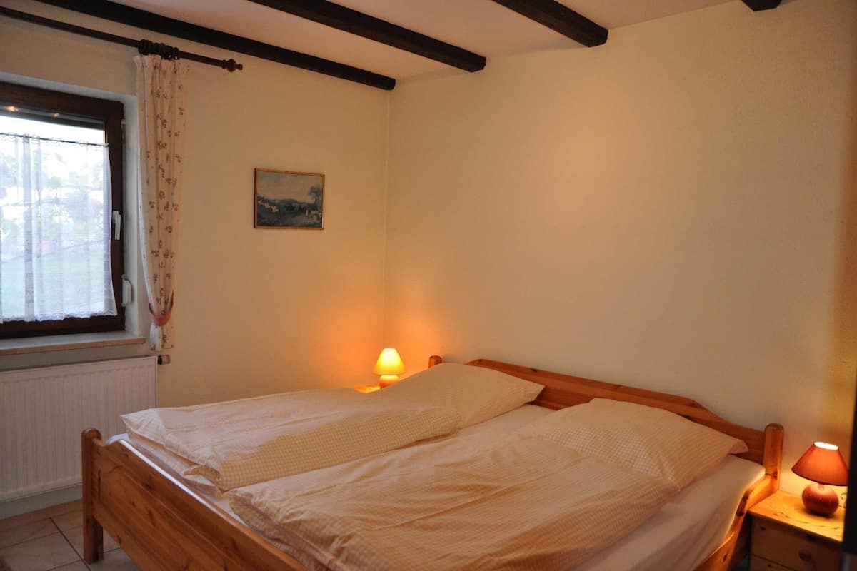 Lejlighed (Ferienwohnung 57 EG - Modern) | Strygejern/strygebræt, ekstra senge (tillægsgebyr)