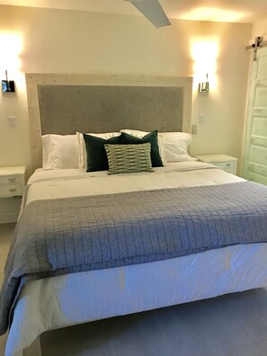 1 habitación, tabla de planchar con plancha, wifi gratis y ropa de cama 