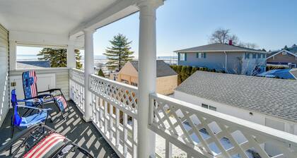 Lake Michigan Vacation Rental: 1 Block to Marina!