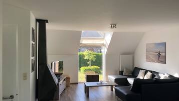 Televisie en een open haard