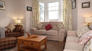 TV - East Lodge -  a rural retreat that sleeps 6 guests (Moray)