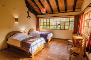 4 dormitorios, escritorio, tabla de planchar con plancha y wifi gratis