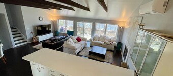 Lakefront Getaway - Less than 2 hrs from NYC - Private Lake Access / Hot Tub