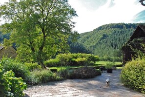 Enceinte de lâhĂ©bergement