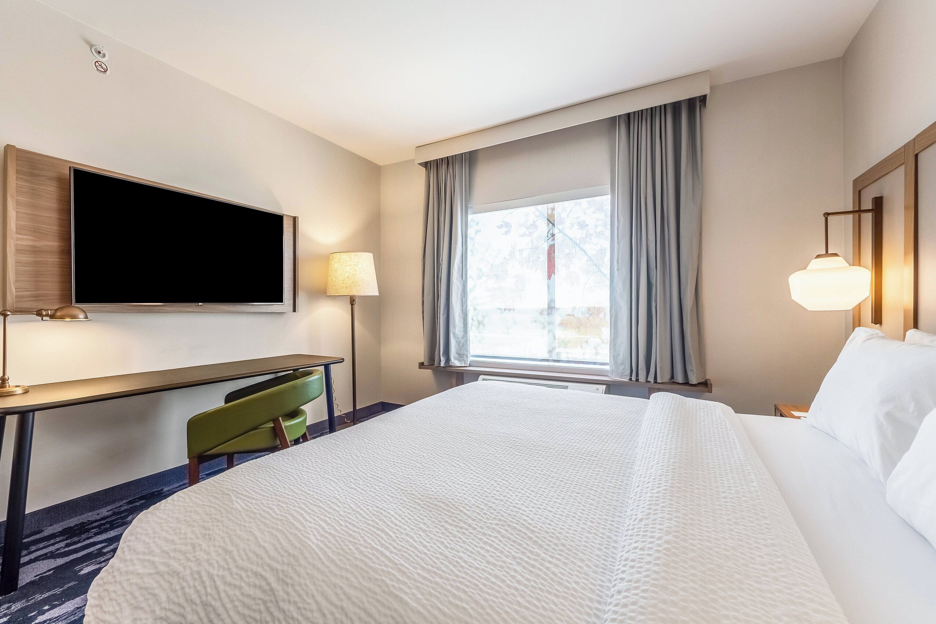 room, 1 king bed | desk, laptop workspace, iron/ironing board, free wifi