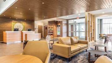 Lobby lounge