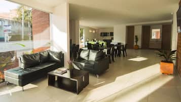 32-inch flat-screen TV with cable channels, TV