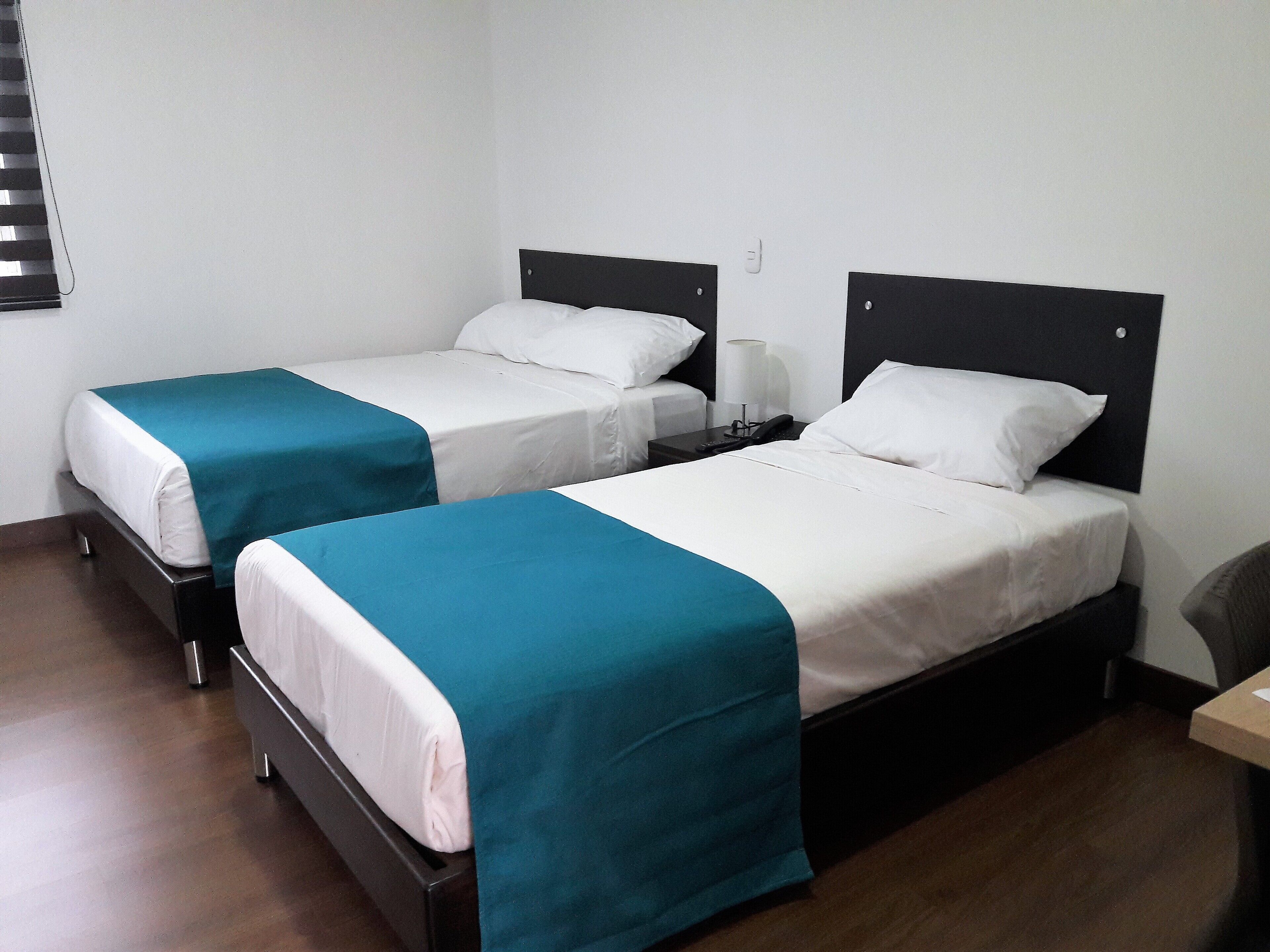 twin room, 2 single beds | desk, free wifi, bed sheets