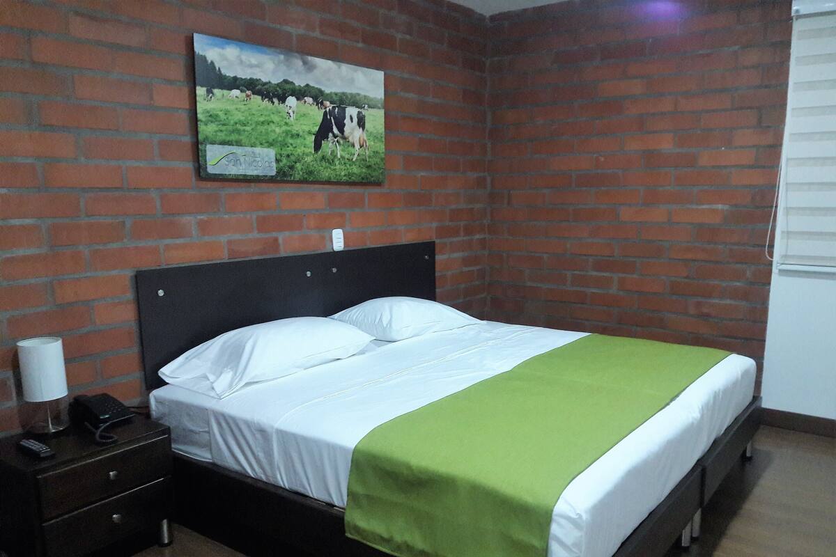 Desk, free WiFi, bed sheets