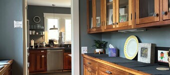 Walk Everywhere: Campus, Stadium, and Downtown Restaurants