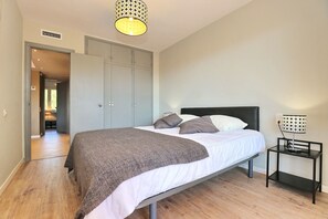 2 bedrooms, in-room safe, iron/ironing board, free WiFi - CAN PARRAMON PISCINE TENNIS ROSES (Rosas / Roses)