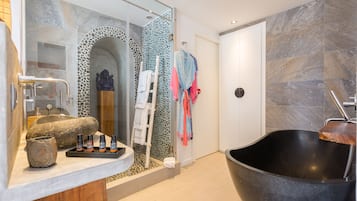 Zen Suite | Bathroom | Free toiletries, hair dryer, bathrobes, slippers