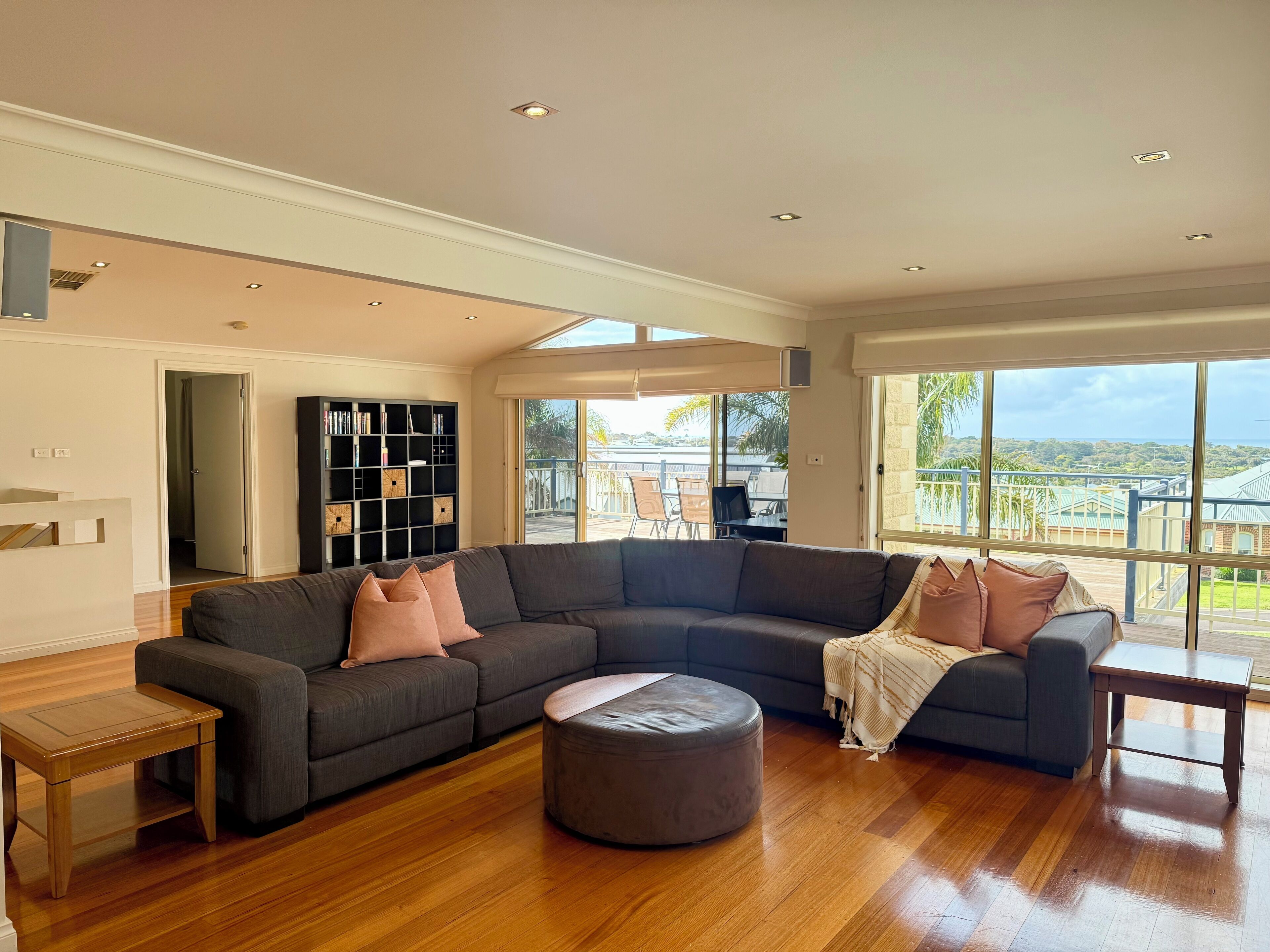 Panorama Views: 5  Br, 2.5  Ba House In Torquay, Sleeps 10 - Jan Juc