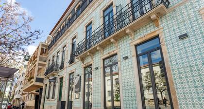 Alameda Exclusive House