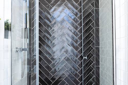 Superior Double Room | Bathroom shower