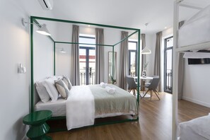 Junior Suite, Private Bathroom | Soundproofing, free WiFi, bed sheets, wheelchair access - Alameda Exclusive House (Faro)