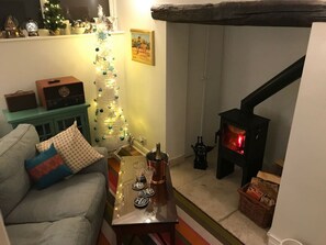 Interior - Artists’ Loft near Hornbeam Park,Artists’ Cottages (North Yorkshire)