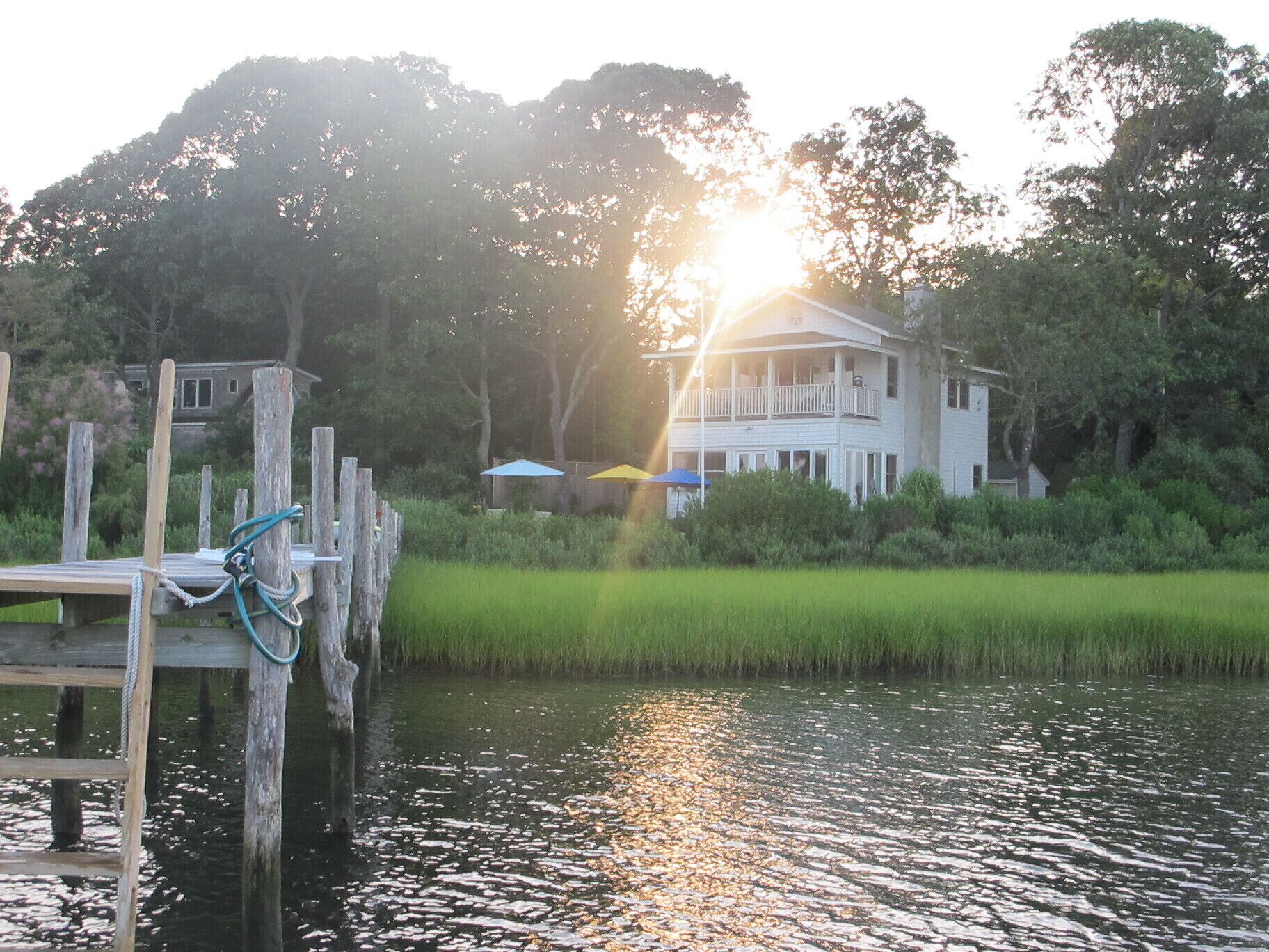 Shelter Island, Waterfront, Lazy Days With Stunning Views