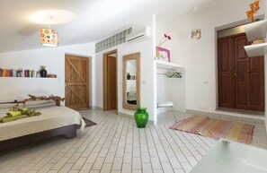 5 Schlafzimmer, Bügeleisen/Bügelbrett, WLAN