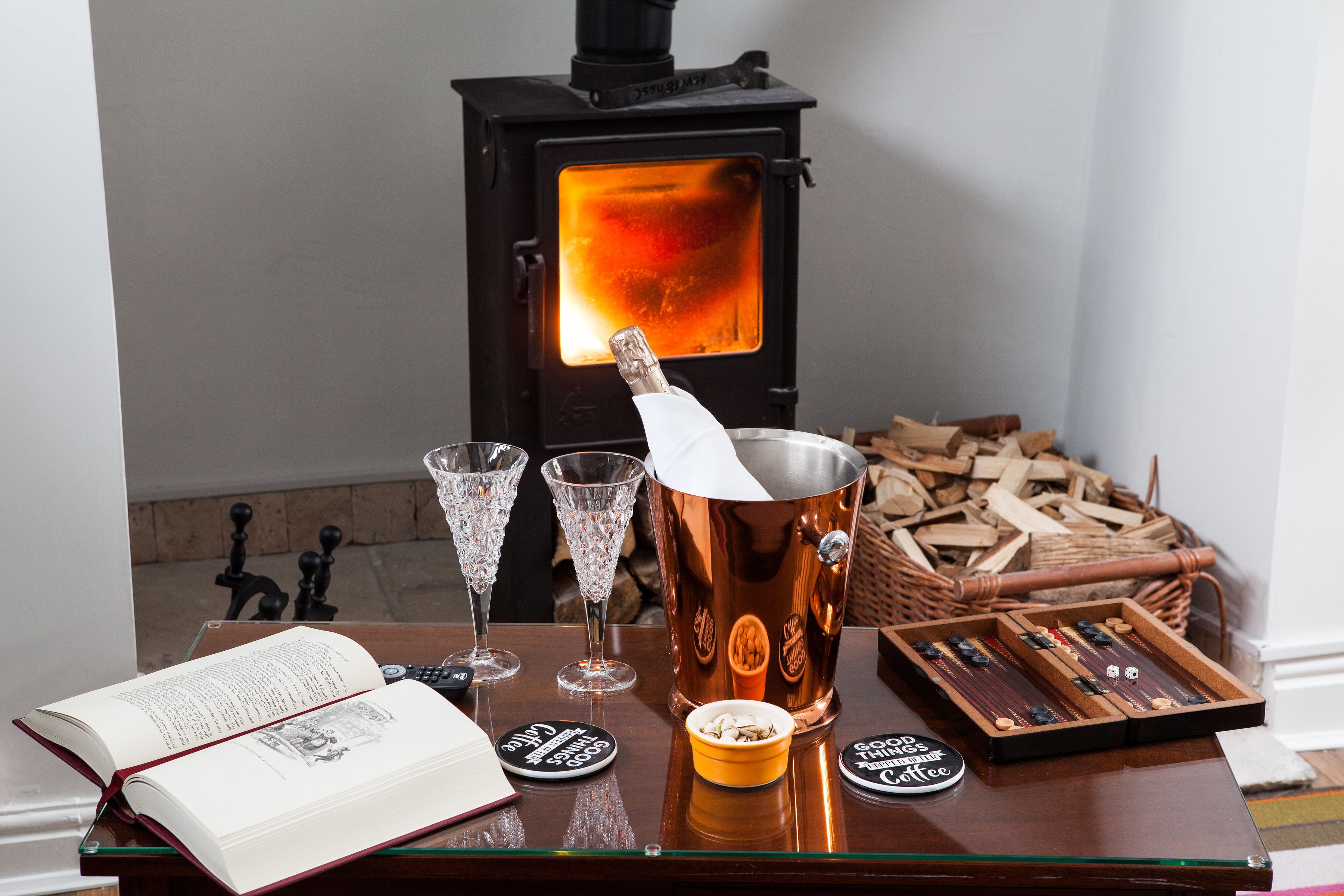 Artists' Loft Hornbeam Park | Living area | Smart TV, fireplace, Netflix, DVD player