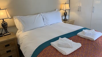 Artists' Loft Hornbeam Park | Egyptian cotton sheets, premium bedding, Tempur-Pedic beds