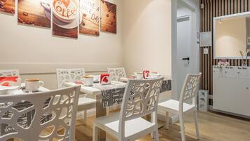 32-Zoll-LCD-Fernseher mit Digitalempfang, Fernseher