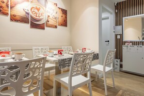 32 inci televisyen LCD dengan digital, TV 