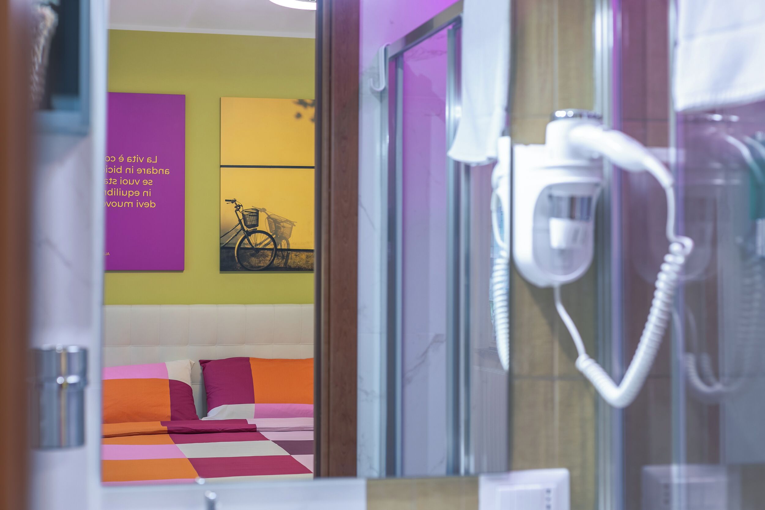 Foto - B&B Pensieri d'autore - Parcheggio e Self Check-in