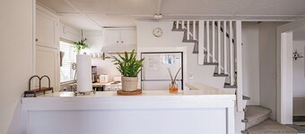  Dog Friendly, Relaxing Cottage Stay • Steps Away from The Beach