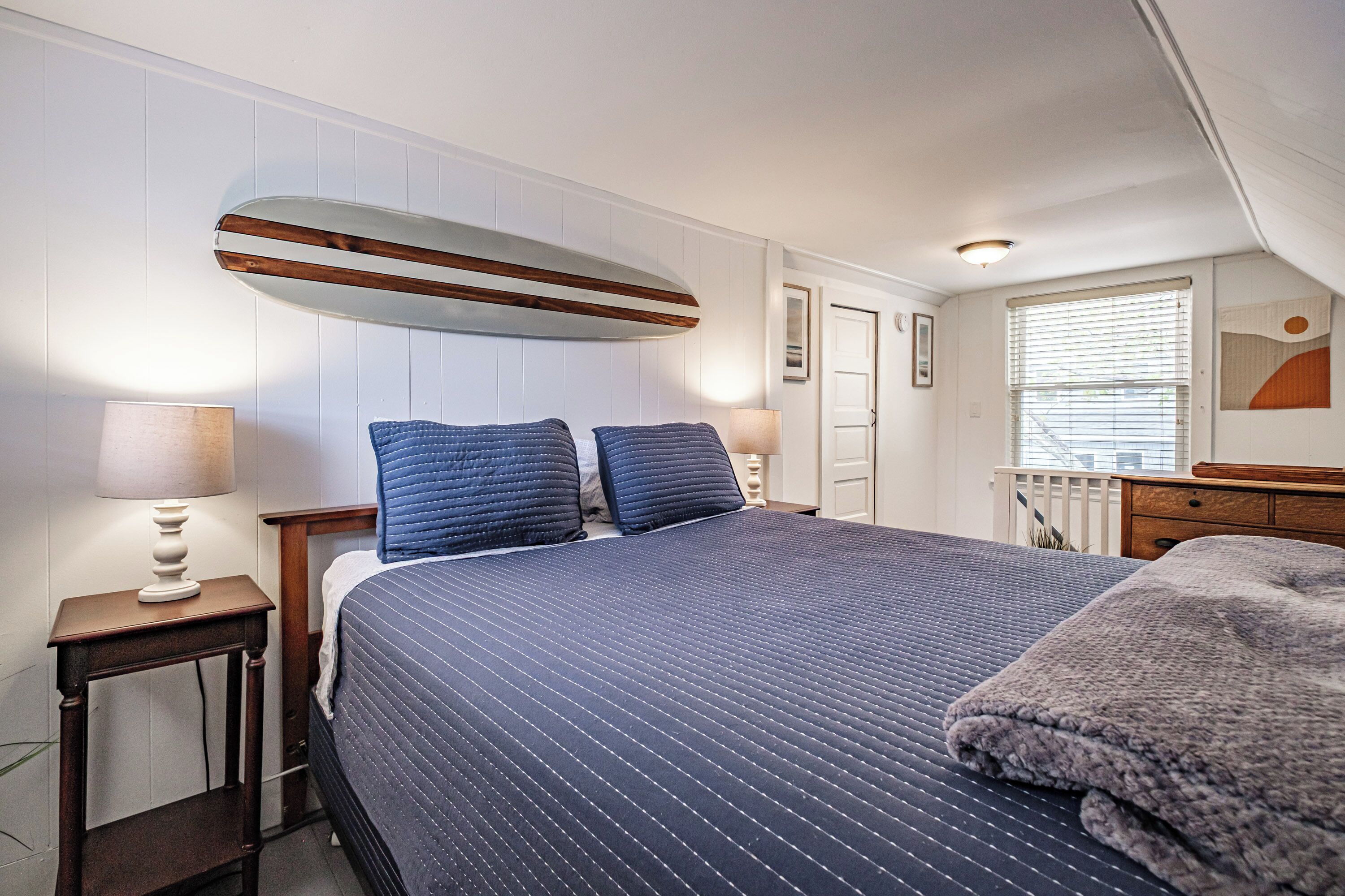 1 slaapkamer, een strijkplank/strijkijzer, gratis wifi, beddengoed