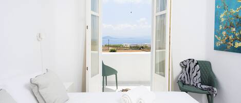 3 室のベッドルーム、アイロン / アイロン台、WiFi、ベッドシーツ