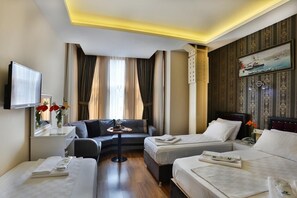 In-room safe, individually decorated, desk, laptop workspace - GH Taksim Hotel (Istanbul)