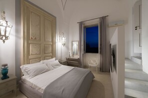Deluxe Apartment, 4 Bedrooms, Terrace, Garden View | Premium bedding, pillow-top beds, cots/infant beds, free WiFi - Villa Starace Suites et Appartements (Sannicola)