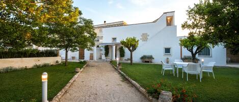 Exclusive-lejlighed - 2 soveværelser - terrasse - udsigt til have | Terrasse/gårdhave