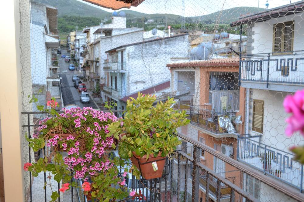 Jolly House Bolognetta