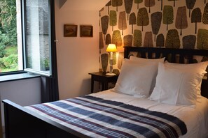 1 soverom, strykejern/-brett, wi-fi (inkludert) og sengetøy