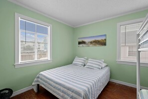 2 Schlafzimmer, Schreibtisch, Reisekinderbett, kostenloses WLAN