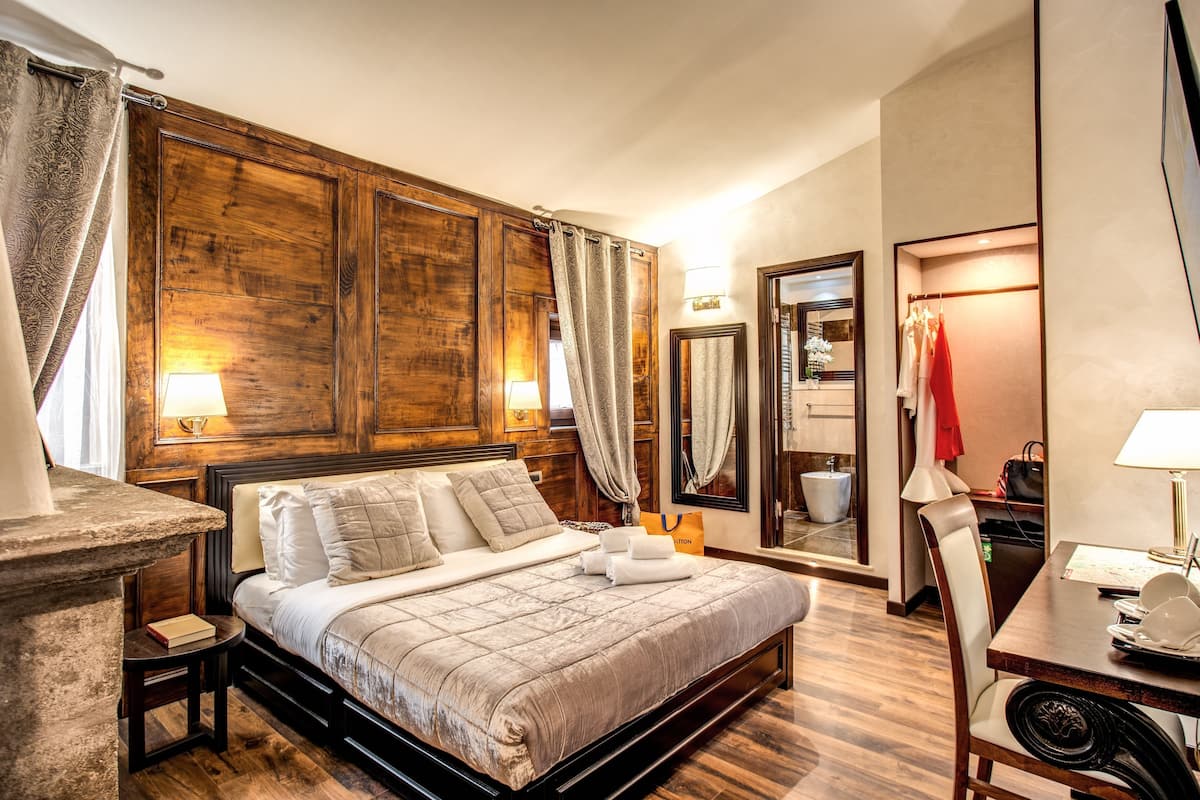 Superior-Doppelzimmer, 1 Schlafzimmer | 1 Schlafzimmer, hochwertige Bettwaren, Daunenbettdecken, Minibar