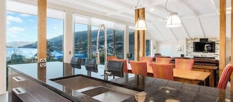 Postcard perfect views - Stewart Lodge Luxury Spa