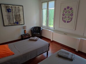 2 Schlafzimmer, Bügeleisen/Bügelbrett, kostenloses WLAN, Bettwäsche