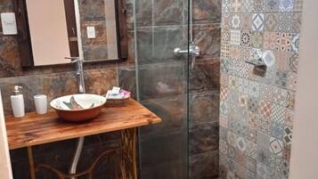 Ducha, cabezal de ducha tipo lluvia, artículos de tocador gratuitos