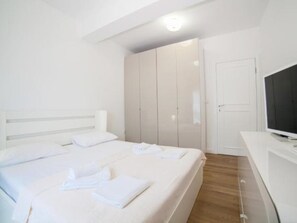 3 Schlafzimmer, Bügeleisen/Bügelbrett, kostenloses WLAN, Bettwäsche