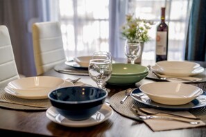 Departamento Deluxe (Corona) | Servicio a la habitación