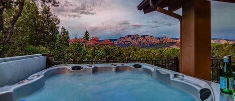 Bain à remous extérieur