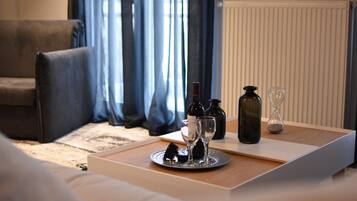 Appartamento Luxury (Comely) | Soggiorno | TV a schermo piatto, impianto stereo