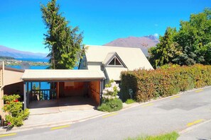 Exterior - Maxwell Place (Queenstown)